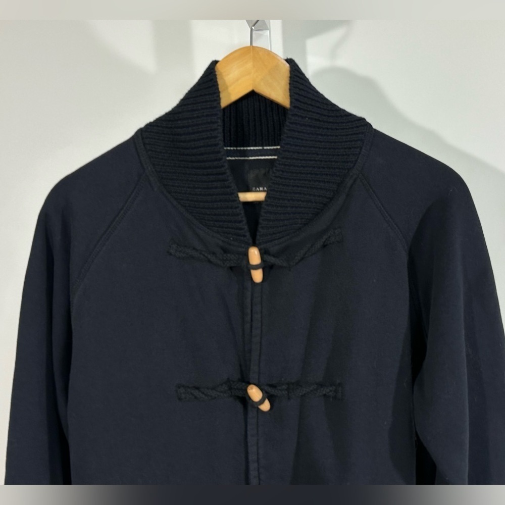 Zara Man Navy Toggle Shawl Collar Jacket
Size L - Picture 5 of 6